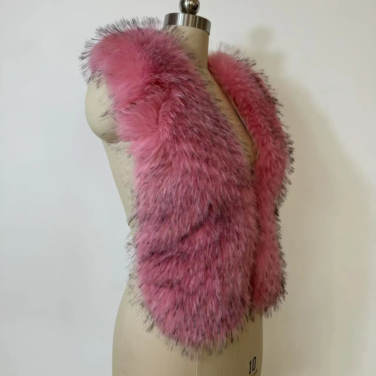 Streetwear New Faux Raccoon  Fur Vest Women Fuax Fur Halter Top vest