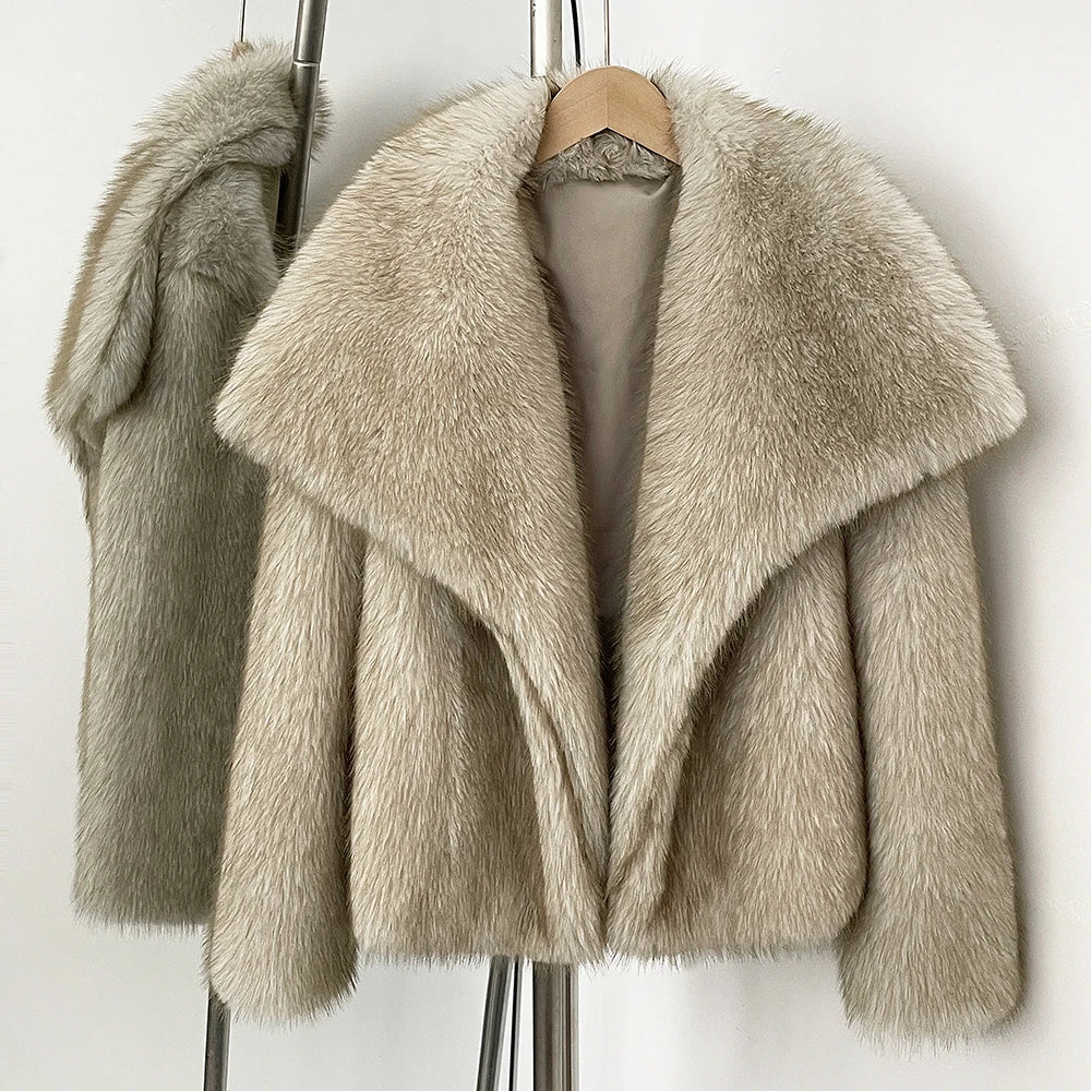 Winter Clothes New Fashion Gradient Fluffy Fur Coat Women High Street Luxury Big Fur Collar Faux Fox Fur Jacket Female Overcoats