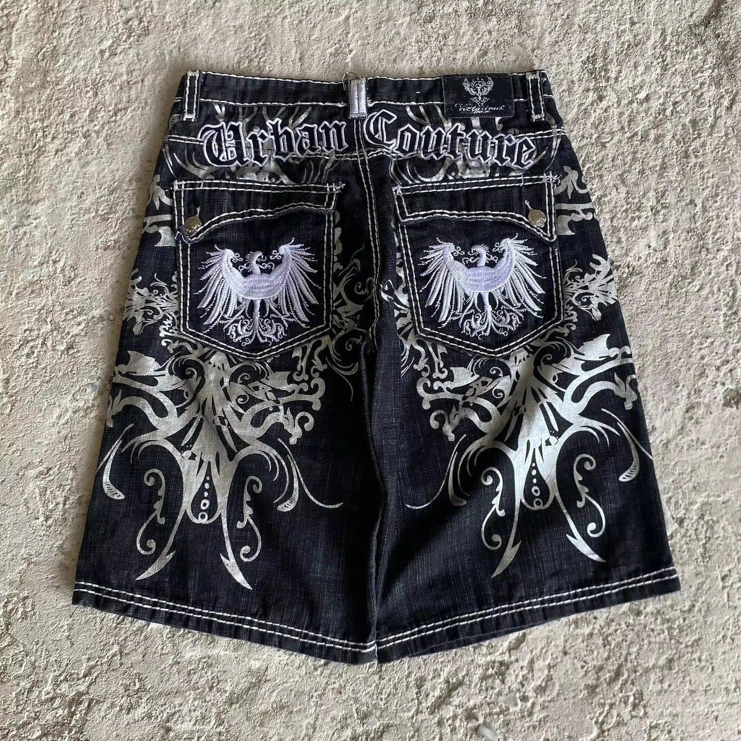 American Vintage Popular New Pattern Embroidery Baggy Denim Shorts Men Street Fashion Gothic Casual Joker Shorts Women Clothing