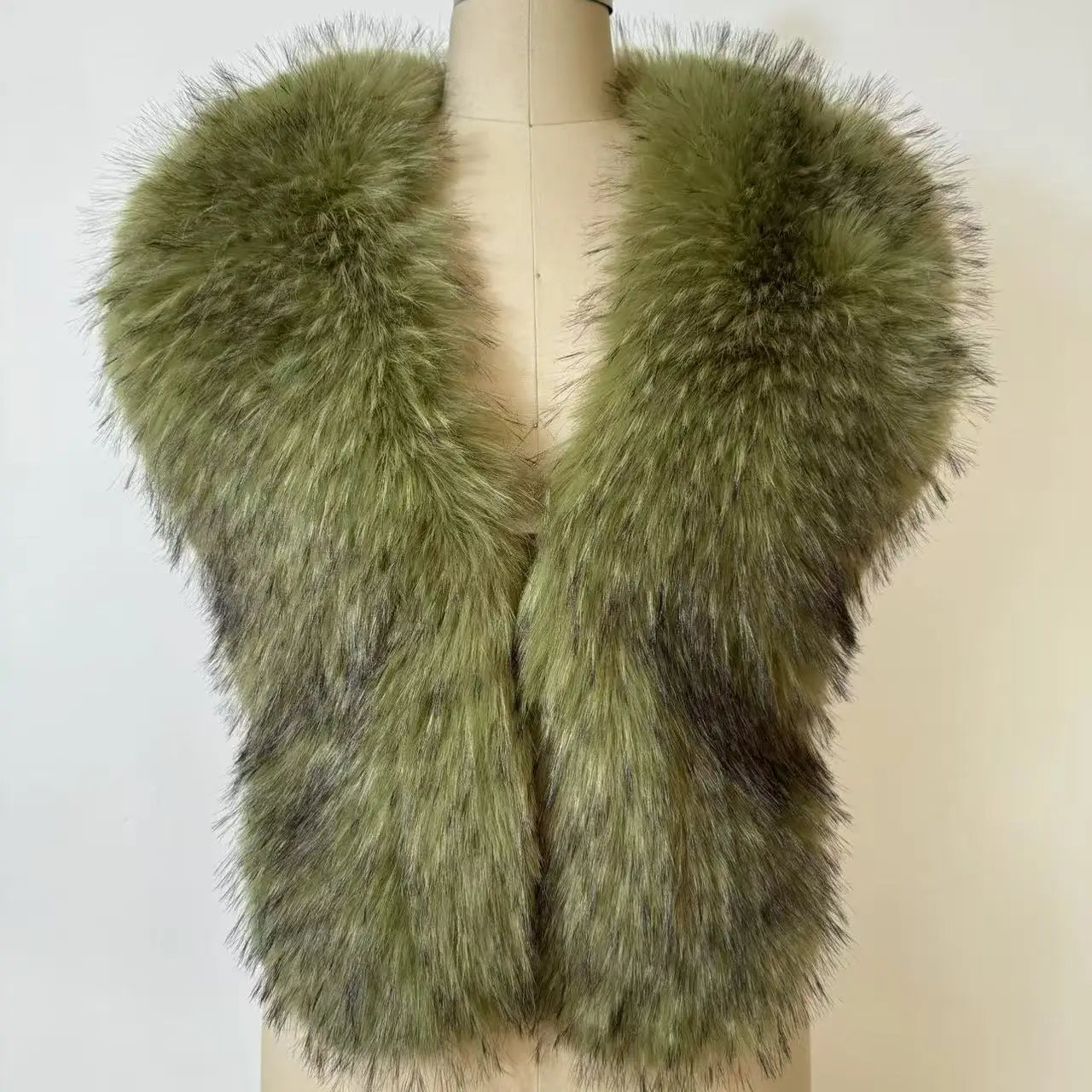 Streetwear New Faux Raccoon  Fur Vest Women Fuax Fur Halter Top vest