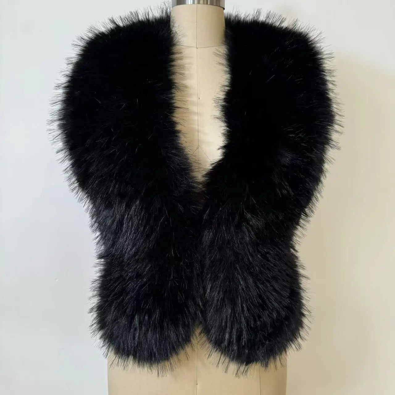 Streetwear New Faux Raccoon  Fur Vest Women Fuax Fur Halter Top vest